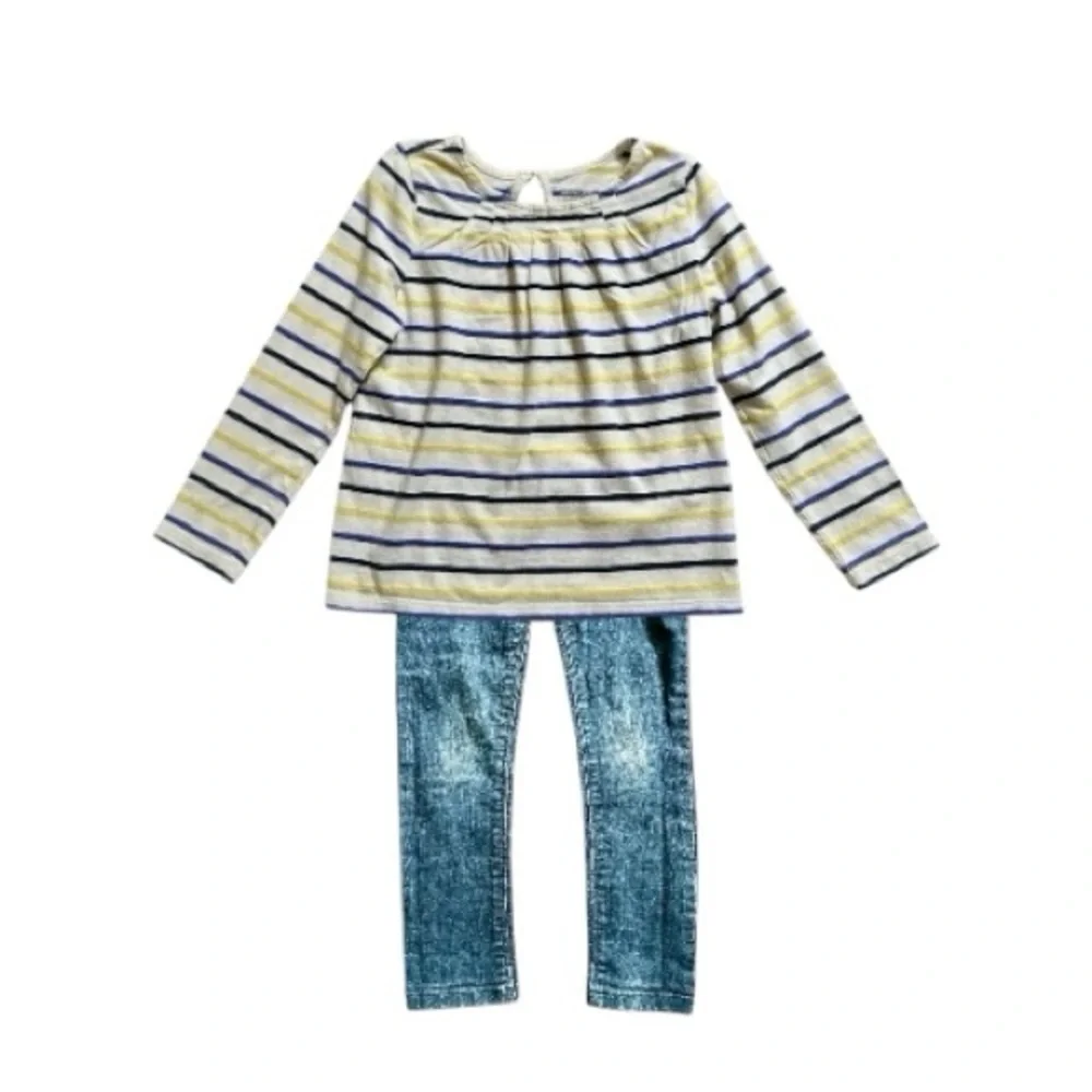 GIRLS, SET/2, OLD NAVY, STRETCH SKINNY JEANS. DARK DENIM. SIZE 5T. SIZE 5